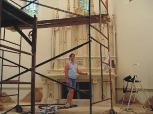 Texas Artist Sandy Dusek,historic altar restoration at St.John Lutheran Church,Bartlett,TX,in progress pic
